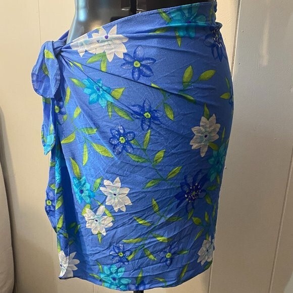 Beach Native Wrap Around Floral Swim Cover Skirt Womens Size One Size - Picture 1 of 5